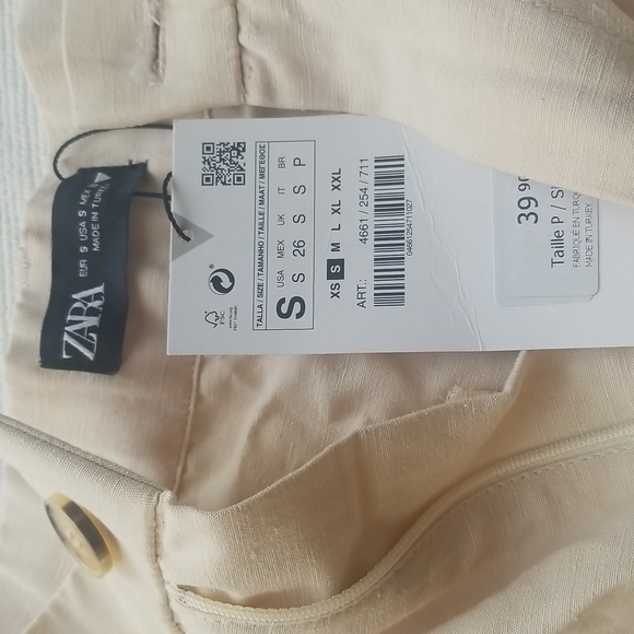 Zara Brand New Cream Shorts Small - Picture 2 of 3